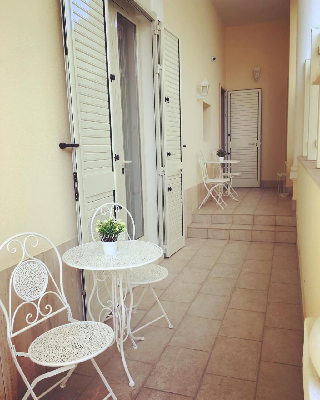 Domus Bianca Lancia Hotel Manfredonia Ngoại thất bức ảnh